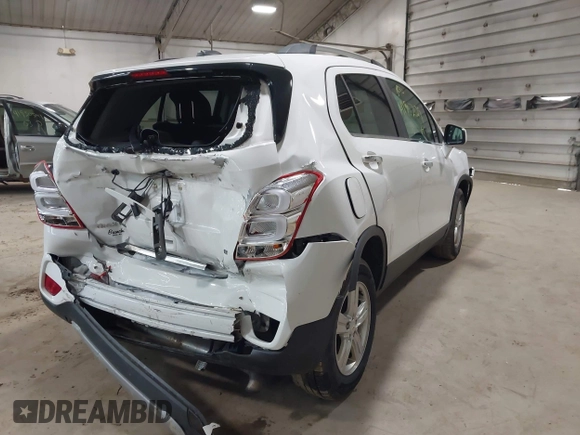 2018 Chevrolet Trax LT with VIN KL7CJPSB5JB546359, listed as a IAAI auction lot 41902129 with 66,498 mi miles. Bid and sale history available at carsss.com. Image 4.