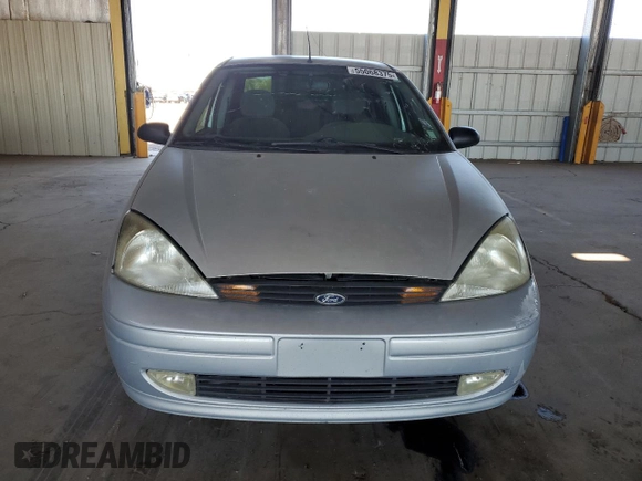 2000 Ford Focus SE with VIN 1FAFP3435YW430214, listed as a Copart auction lot 55068375 with 219,475 mi miles and Salvage Title. Bid and sale history available at carsss.com. Image 5.