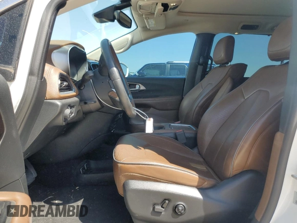 2017 Chrysler Pacifica Limited with VIN 2C4RC1GG0HR644056, listed as a Copart auction lot 52430525 with 119,956 mi miles and Salvage Title. Bid and sale history available at DreamBid. Image 7.