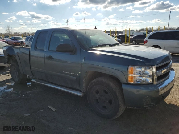2007 Chevrolet Silverado 1500 LT w/1LT with VIN 1GCEC19J57Z650057, listed as a Copart auction lot 45839265 with 208,973 mi miles and Salvage Title. Bid and sale history available at carsss.com. Image 4.