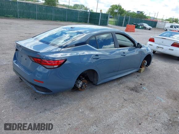 2025 Nissan Sentra SR with VIN 3N1AB8DV7SY270972, listed as a IAAI auction lot 42153738 with 1,222 mi miles and . Bid and sale history available at DreamBid. Image 4.