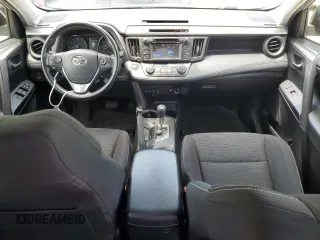 2018 Toyota RAV4 XLE z VIN JTMRFREV6JJ261322, wystawiony jako Copart lot #58483185 z przebiegiem 71 163 mil mil oraz Szkoda całkowita • Salvage title. Historia ofert i sprzedaży dostępna na DreamBid. Obrazek 8.