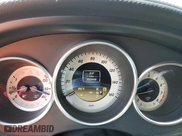 2012 Mercedes-Benz CLS 550 with VIN WDDLJ9BB1CA021683, listed as a Copart auction lot 56100415 with 203,999 mi miles and Clean Title. Bid and sale history available at DreamBid. Image 9.