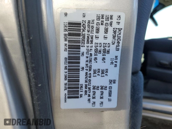 2002 Chrysler Town & Country LXi with VIN 2C4GP54L32R583216, listed as a Copart auction lot 45880365 with 0 mi miles and Salvage Title. Bid and sale history available at carsss.com. Image 15.