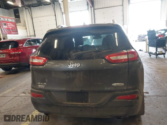 2014 Jeep Cherokee Latitude with VIN 1C4PJMCS4EW272815, listed as a IAAI auction lot 41616504 with 97,613 mi miles and . Bid and sale history available at carsss.com. Image 16.