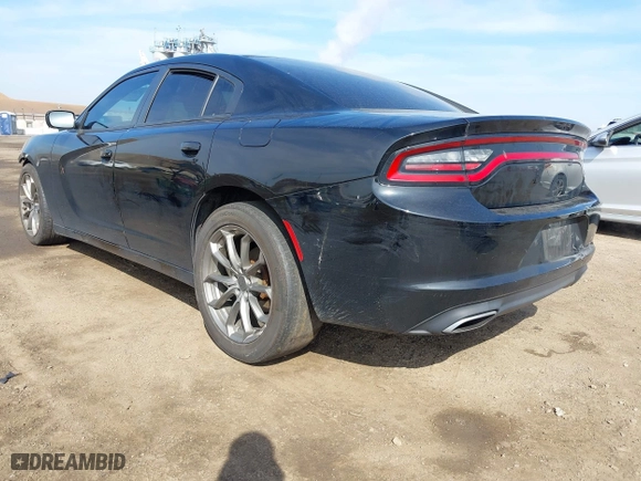 2017 Dodge Charger SE with VIN 2C3CDXBG3HH517552, listed as a IAAI auction lot 42041664 with 152,262 mi miles. Bid and sale history available at carsss.com. Image 3.