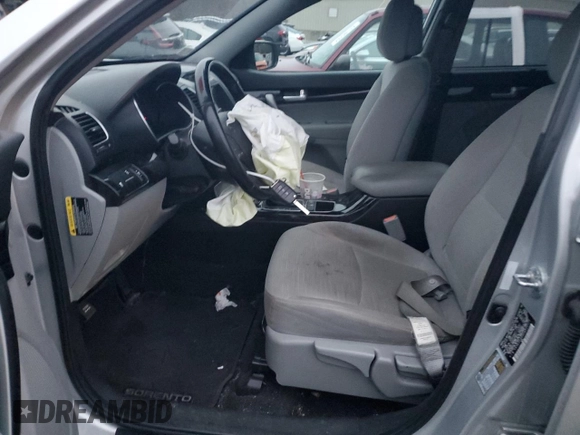 2014 Kia Sorento LX with VIN 5XYKTCA60EG538526, listed as a Copart auction lot 83622024 with 189,834 mi miles and Salvage Title. Bid and sale history available at carsss.com. Image 7.