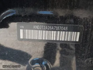 2010 Kia Soul ! with VIN KNDJT2A26A7187048, listed as a IAAI auction lot 41827635 with 182,647 mi miles. Bid and sale history available at carsss.com. Image 9.