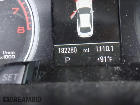 2014 Audi A4 Premium Plus with VIN WAUFFAFL8EA009723, listed as a IAAI auction lot 42651671 with 182,280 mi miles and . Bid and sale history available at DreamBid. Image 15.