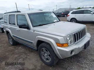2008 Jeep Commander Sport с VIN 1J8HG48K48C132421, выставлен на аукционе IAAI как лот 42531410 с пробегом 196 563 миль миль и . История ставок и продаж доступна на DreamBid. Изображение 1.