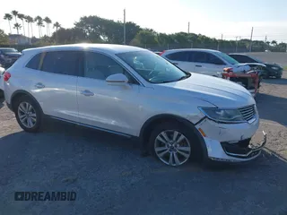 2018 Lincoln MKX Premiere with VIN 2LMPJ6JR5JBL38442, listed as a IAAI auction lot 41278734 with 83,666 mi miles. Bid and sale history available at carsss.com. Image 1.