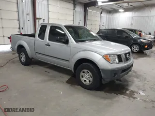 2007 Nissan Frontier XE with VIN 1N6BD06T87C402286, listed as a IAAI auction lot 41833092 with 202,203 mi miles. Bid and sale history available at carsss.com. Image 1.
