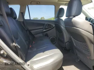 2011 Toyota RAV4 Sport z VIN 2T3WK4DV5BW013438, wystawiony jako Copart lot #57257425 z przebiegiem 158 391 mil mil oraz Szkoda całkowita • Salvage title. Historia ofert i sprzedaży dostępna na DreamBid. Obrazek 11.