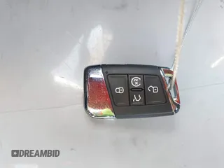 2022 Volkswagen Atlas SE z VIN 1V2KE2CA8NC220310, wystawiony jako IAAI lot #42218718 z przebiegiem 28 603 mil mil oraz . Historia ofert i sprzedaży dostępna na DreamBid. Obrazek 11.
