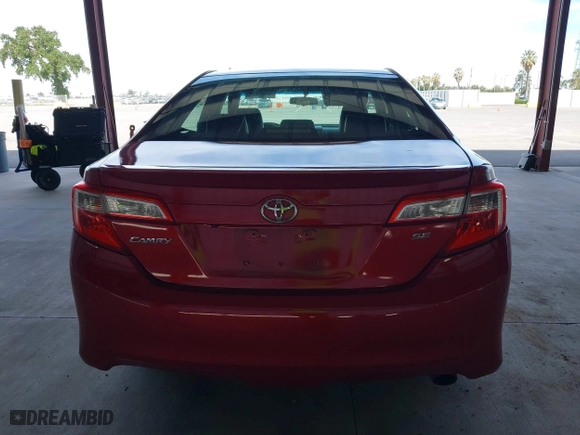 2014 Toyota Camry L with VIN 4T1BF1FK6EU781222, listed as a IAAI auction lot 42000801 with 175,994 mi miles. Bid and sale history available at carsss.com. Image 16.