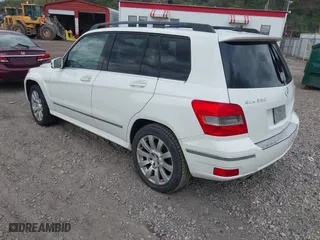 2012 Mercedes-Benz GLK-Class GLK 350 with VIN WDCGG8HB4CF863801, listed as a IAAI auction lot 42000502 with 268,732 mi miles. Bid and sale history available at carsss.com. Image 3.