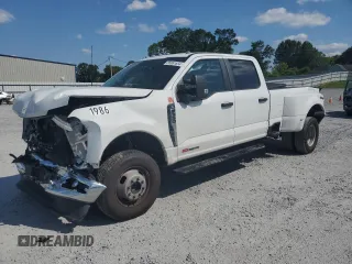2023 Ford F-350 XL with VIN 1FT8W3DM3PEC71986, listed as a Copart auction lot 55861654 with 14,969 mi miles and Salvage Title. Bid and sale history available at DreamBid. Image 1.