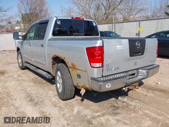 2004 Nissan Titan LE z VIN 1N6AA07B44N573319, wystawiony jako IAAI lot #42004100 z przebiegiem 196 357 mil mil oraz . Historia ofert i sprzedaży dostępna na DreamBid. Obrazek 3.