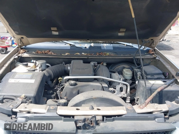 2004 Chevrolet TrailBlazer LS with VIN 1GNDT13S842241592, listed as a IAAI auction lot 42245353 with 115,691 mi miles and . Bid and sale history available at DreamBid. Image 10.