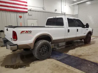2006 Ford Super Duty F-250 XL with VIN 1FTSW21PX6EA45201, listed as a Copart auction lot 49687615 with 205,807 mi miles and Clean Title. Bid and sale history available at carsss.com. Image 3.