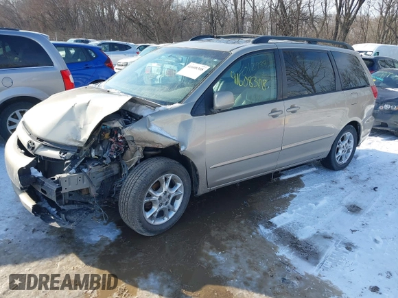 2007 Toyota Sienna XLE with VIN 5TDZK22C87S012988, listed as a IAAI auction lot 41608308 with 1 mi miles. Bid and sale history available at carsss.com. Image 2.