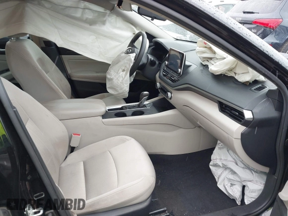 2020 Nissan Altima S with VIN 1N4BL4BV6LC271461, listed as a IAAI auction lot 41628226 with 22,675 mi miles and . Bid and sale history available at DreamBid. Image 5.