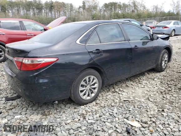 2017 Toyota Camry XLE z VIN 4T1BF1FK3HU379016, wystawiony jako Copart lot #52704015 z przebiegiem 167 129 mil mil oraz Szkoda całkowita • Salvage title. Historia ofert i sprzedaży dostępna na DreamBid. Obrazek 3.