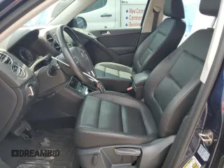 2016 Volkswagen Tiguan S с VIN WVGAV7AX7GW606280, выставлен на аукционе Copart как лот 62491995 с пробегом 69 838 миль миль и Списание • Salvage title. История ставок и продаж доступна на DreamBid. Изображение 7.