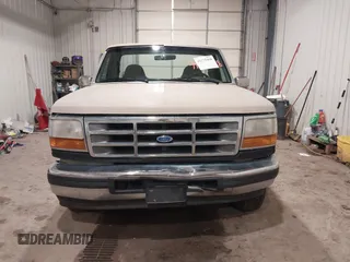 1996 Ford F-150 Special with VIN 1FTEF14N8TLB68925, listed as a IAAI auction lot 41175468 with 188,711 mi miles. Bid and sale history available at carsss.com. Image 12.