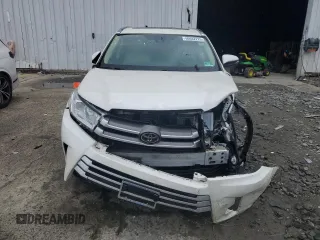 2018 Toyota Highlander SE z VIN 5TDJZRFH6JS554573, wystawiony jako Copart lot #60682225 z przebiegiem 81 373 mil mil oraz Szkoda całkowita • Salvage title. Historia ofert i sprzedaży dostępna na DreamBid. Obrazek 5.