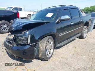 2009 Chevrolet Avalanche LTZ with VIN 3GNFK32029G183386, listed as a IAAI auction lot 42158590 with 307,685 mi miles and . Bid and sale history available at DreamBid. Image 2.