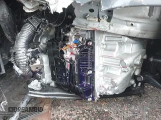 2024 Toyota Corolla SE z VIN JTDP4MCE9R3522624, wystawiony jako IAAI lot #40741101 z przebiegiem 4231 mil mil oraz . Historia ofert i sprzedaży dostępna na DreamBid. Obrazek 18.