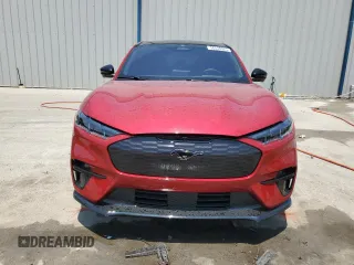 2024 Ford Mustang Mach-E GT с VIN 3FMTK4SX2RMA31037, выставлен на аукционе Copart как лот 56558025 с пробегом 6 833 миль миль и Списание • Salvage title. История ставок и продаж доступна на DreamBid. Изображение 5.