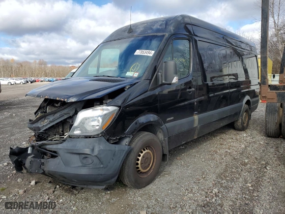 2015 Mercedes-Benz Sprinter Cargo Vans EXT with VIN WD3PE8DC3FP141433, listed as a Copart auction lot 77853494 with 282,019 mi miles and Salvage Title. Bid and sale history available at carsss.com. Image 1.