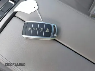 2017 Genesis G80 3.8L с VIN KMHGN4JE5HU170100, выставлен на аукционе IAAI как лот 42366935 с пробегом 54 260 миль миль и . История ставок и продаж доступна на DreamBid. Изображение 11.
