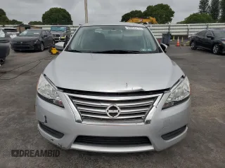 2014 Nissan Sentra SV z VIN 3N1AB7AP3EY335496, wystawiony jako Copart lot #59862315 z przebiegiem 78 507 mil mil oraz Czysty tytuł • Clean title. Historia ofert i sprzedaży dostępna na DreamBid. Obrazek 5.