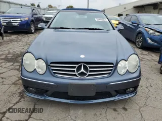 2005 Mercedes-Benz CLK 500 with VIN WDBTK75G15T043241, listed as a Copart auction lot 80848954 with 111,442 mi miles and Salvage Title. Bid and sale history available at DreamBid. Image 5.