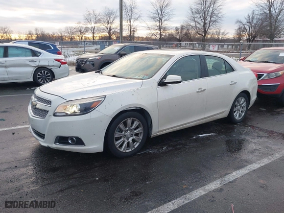 2013 Chevrolet Malibu LTZ with VIN 1G11J5SX7DF208901, listed as a IAAI auction lot 41187677 with 174,734 mi miles. Bid and sale history available at carsss.com. Image 17.