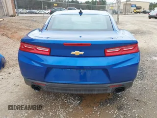 2017 Chevrolet Camaro 1LT z VIN 1G1FB1RX1H0144817, wystawiony jako IAAI lot #41609587 z przebiegiem 44 477 mil mil oraz . Historia ofert i sprzedaży dostępna na DreamBid. Obrazek 17.
