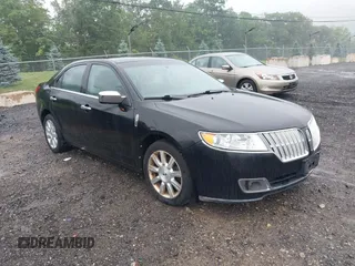 2012 Lincoln MKZ z VIN 3LNHL2GC6CR818645, wystawiony jako IAAI lot #42467058 z przebiegiem 157 573 mil mil oraz . Historia ofert i sprzedaży dostępna na DreamBid. Obrazek 1.
