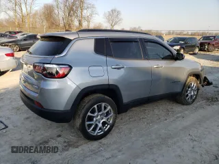 2022 Jeep Compass Latitude Lux with VIN 3C4NJDFB8NT178915, listed as a Copart auction lot 48702815 with 16,441 mi miles and Salvage title. Bid and sale history available at DreamBid. Image 3.