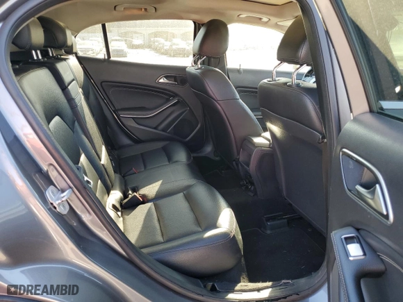 2015 Mercedes-Benz GLA-Class GLA 250 with VIN WDCTG4EB0FJ178577, listed as a Copart auction lot 88103305 with 212,180 mi miles and Salvage Title. Bid and sale history available at carsss.com. Image 10.