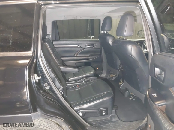 2015 Toyota Highlander Limited with VIN 5TDDKRFH1FS176008, listed as a IAAI auction lot 41917867 with 271,362 mi miles. Bid and sale history available at carsss.com. Image 8.