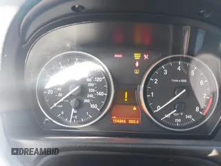 2009 BMW 3 Series 335i с VIN WBAWB73519P158238, выставлен на аукционе IAAI как лот 41720560 с пробегом 154 846 миль миль и . История ставок и продаж доступна на DreamBid. Изображение 7.