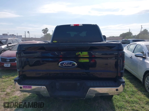 2017 Ford F-250 Lariat с VIN 1FT7W2BT2HEB89913, выставлен на аукционе IAAI как лот 41949233 с пробегом Не указан миль и . История ставок и продаж доступна на DreamBid. Изображение 16.