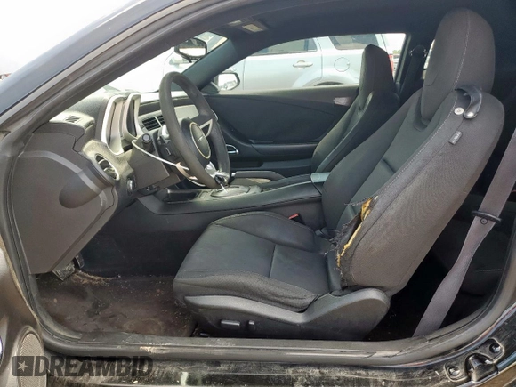 2011 Chevrolet Camaro 1LT with VIN 2G1FB1ED4B9156503, listed as a Copart auction lot 61058615 with 258,287 mi miles and Clean title. Bid and sale history available at DreamBid. Image 7.