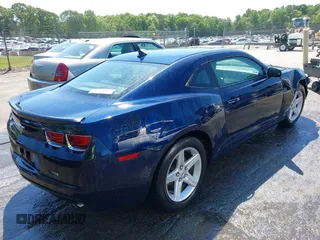 2012 Chevrolet Camaro 1LT z VIN 2G1FB1E30C9167510, wystawiony jako IAAI lot #42114510 z przebiegiem 185 012 mil mil oraz . Historia ofert i sprzedaży dostępna na DreamBid. Obrazek 4.