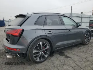 2024 Audi SQ5 Premium Plus with VIN WA1B4AFY0R2062235, listed as a Copart auction lot 75702414 with 1,600 mi miles and Salvage Title. Bid and sale history available at DreamBid. Image 3.