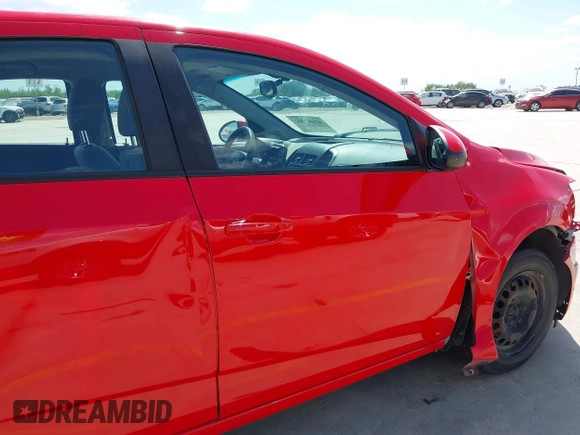2016 Chevrolet Sonic LS с VIN 1G1JA5SH9G4124457, выставлен на аукционе IAAI как лот 42447302 с пробегом 143 116 миль миль и . История ставок и продаж доступна на DreamBid. Изображение 21.