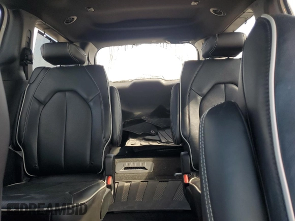 2023 Chrysler Pacifica Limited with VIN 2C4RC3GG7PR593178, listed as a Copart auction lot 54371325 with 44,633 mi miles and Salvage title. Bid and sale history available at DreamBid. Image 10.